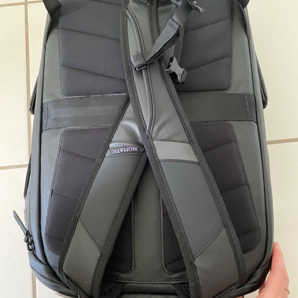 17L Nomatic Backpack - brand new - Picture 13 of 13